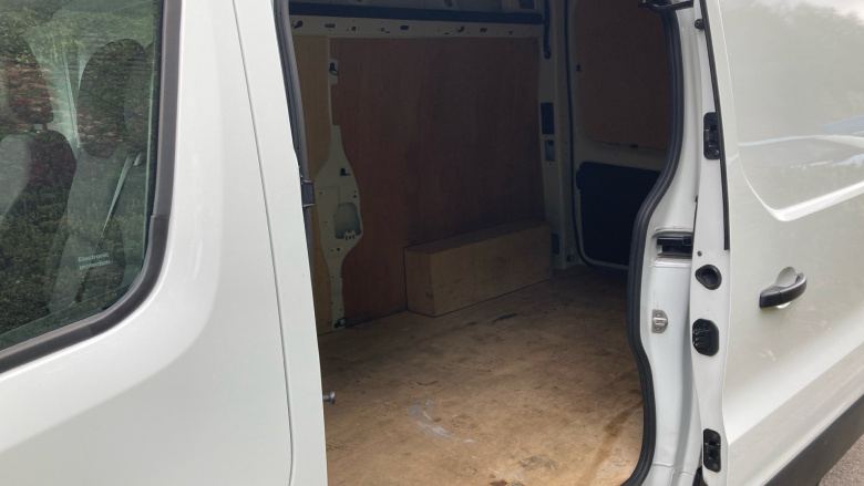 Renault Trafic Lwb Diesel LH30 Blue dCi 150 High Roof Business+ Van